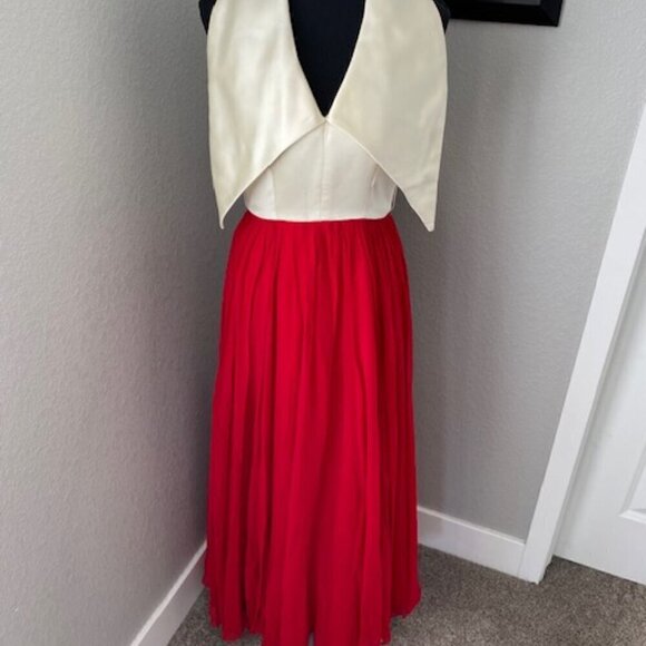 GORGEOUS Vintage 1960s Ivory Satin Halter Dress Red Chiffon Maxi Small 4 - Picture 2 of 16